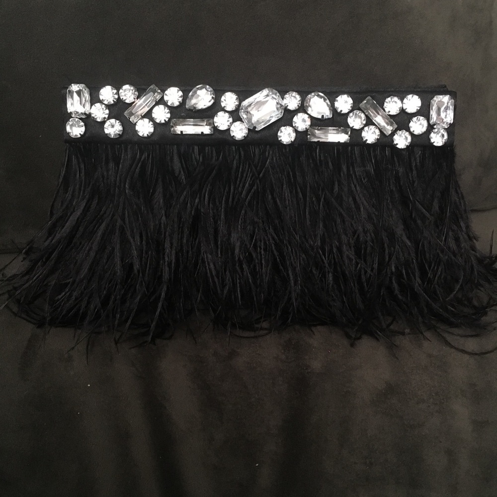 New charming Charlie black feathered clutch